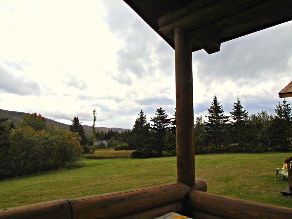 Cajun Cedar Log Cottages Margaree Forks Ngoại thất bức ảnh